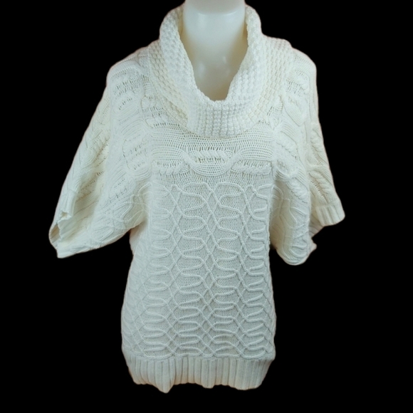 𝅺Cable knit bat sleeve big turtle neck sweater - Picture 1 of 8